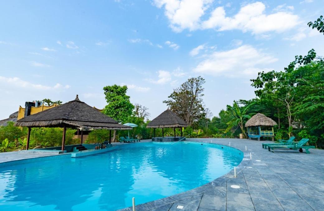 Mayur The Karma Hotel Seoni  Buitenkant foto